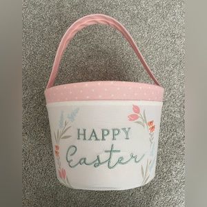 5 for $10🟢 Easter Basket. EUC. Size: 8.5x12.5.